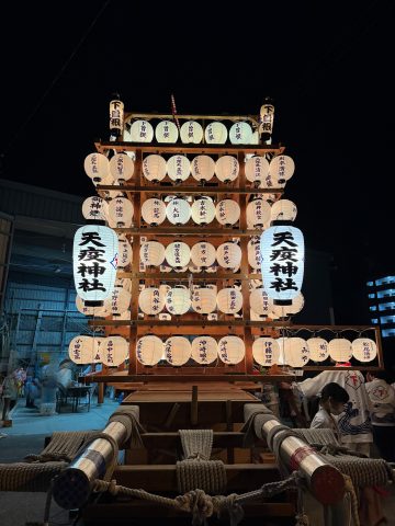 提灯山「曽根神幸行事」